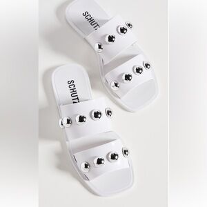 Schutz
Lizzie Sandals